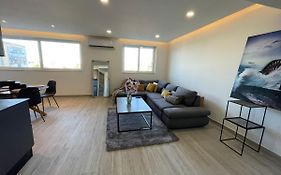 Ana Seafront Haven Apartment